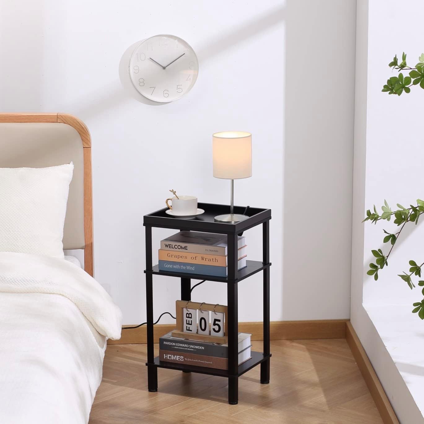 YEAKOO 3-Tier Side Table – Compact Nightstand & Storage Shelf, Industrial Metal & Wood, Black